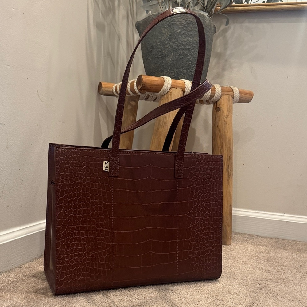 BEIS Croc-Embossed Tote in Maple Dark Brown